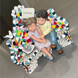 🇪🇸The Gaudi Collection🇪🇸 Nadal Porcelain Figurine "In Love on a Bench"